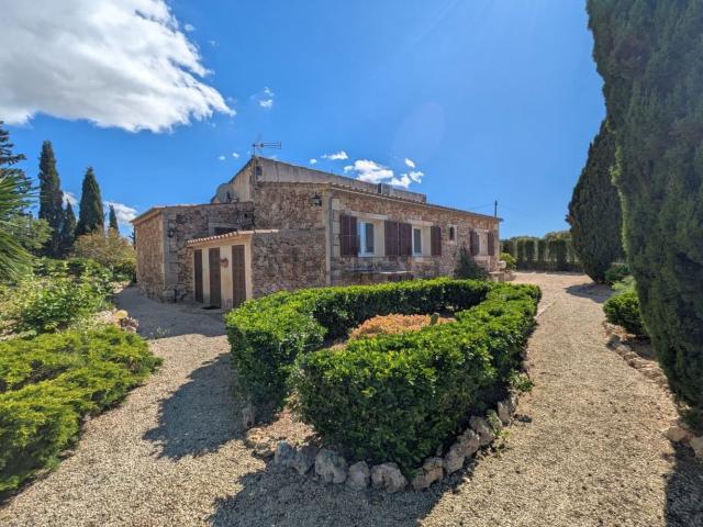 Casa rústica, Sineu