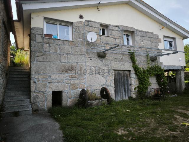 Casa rústica, Ponteareas