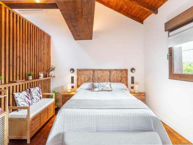 CASA RÚSTICA PAREADA EN VENTA EN LAS VIÑAS SOMIEDO
