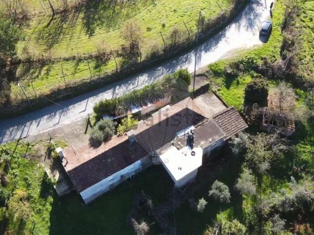 Casa rústica, Paredes de Viadores e Manhuncelos