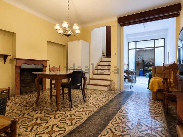 Casa rústica, Pego