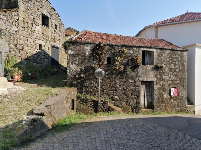 Casa rústica, Rôge