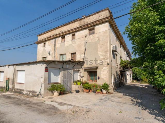 Casa rústica, Roquetes