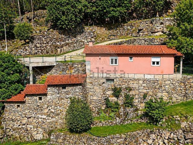 Casa rústica, Refojos de Basto