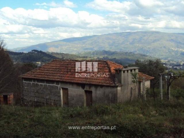 Casa rústica, Valadares