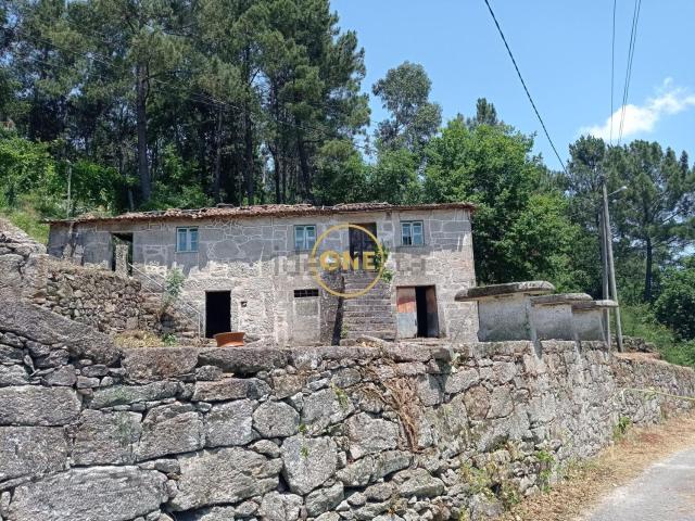 Casa rústica, Valbom e Passô