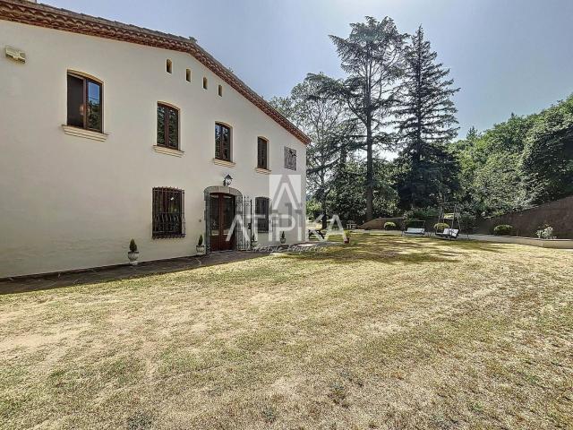 Casa rústica, Vallgorguina