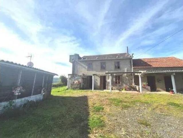 Casa rústica Venta Cerdido, A Vila da Igrexa