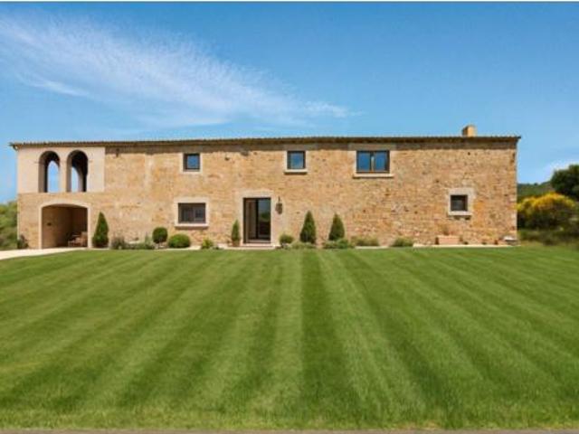 Casa rústica Venta Cruïlles, Monells i Sant Sadurní de l'Heura, Cruïlles