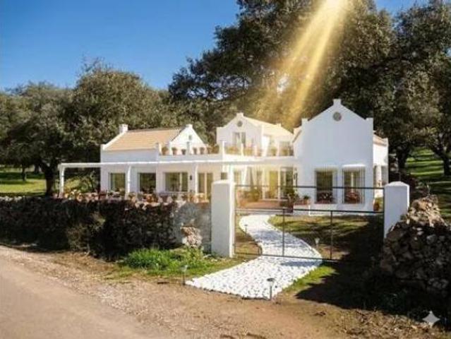 Casa rústica Venta Fuentes de León, Fuentes de León