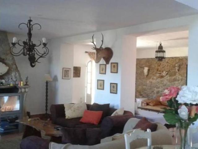 Casa rústica Venta Huelma, Huelma