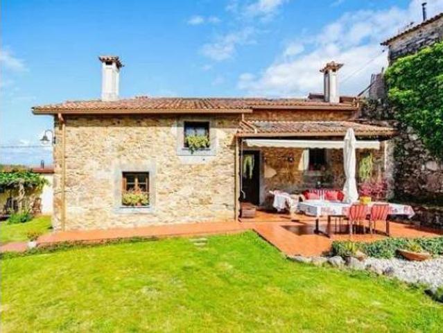 Casa rústica Venta Neda, Neda