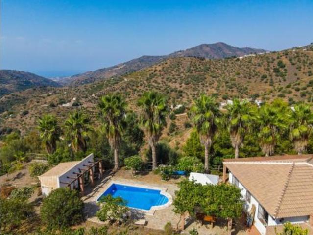 Casa rústica Venta Sayalonga, Sayalonga