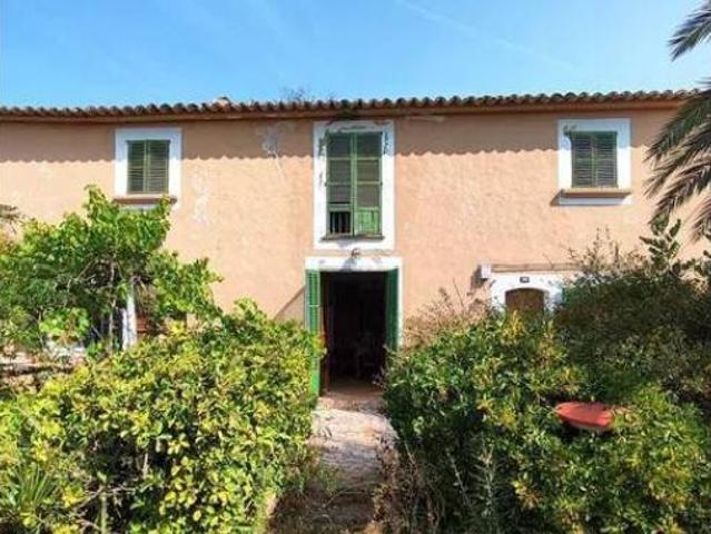 Casa rústica Venta Palma de Mallorca, Establiments