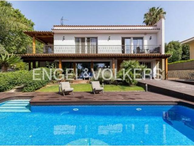Chalet Venta Vilanova i la Geltrú, L'Aragai Prat de Vilanova