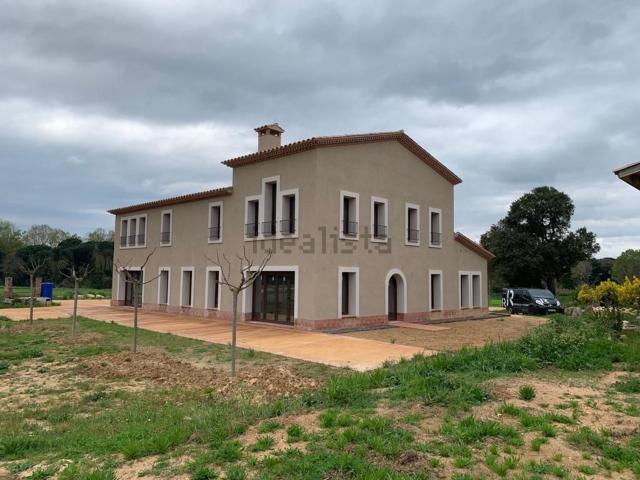 Casa rústica, Vidreres