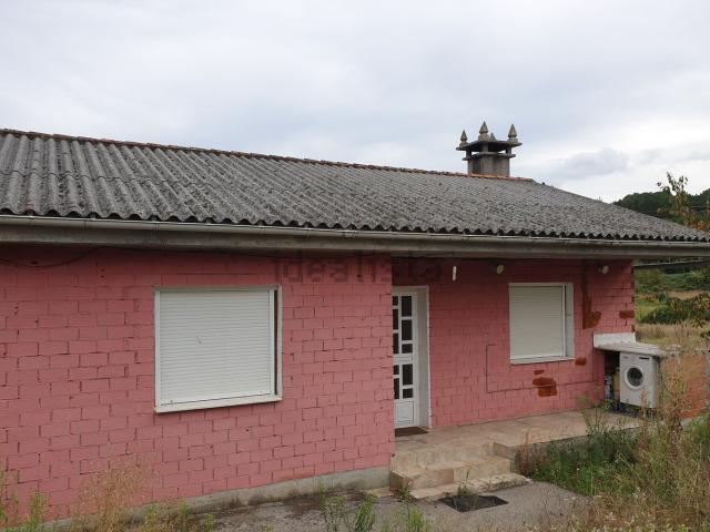 Casa rústica, Vila de Cruces