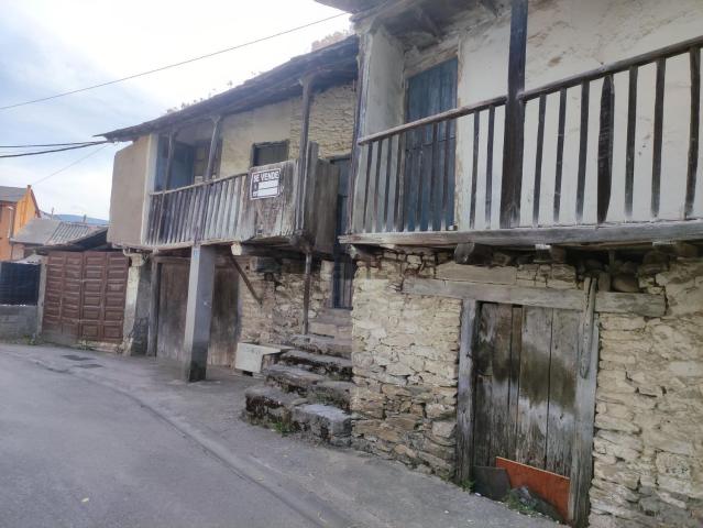 Casa rústica, Villadecanes