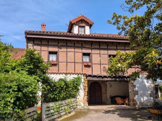 Casa rural de lujo de 651 m2 en venta Revilla, España