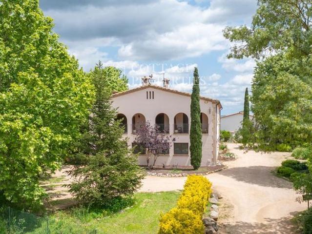 Casa rural de 1028 m2 en venta Girona, Cataluña