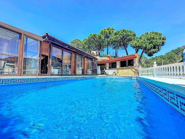 Casa rural de 137 m2 en venta Estepona, Andalucía