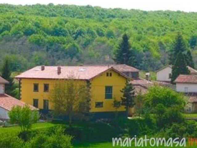 Casa Rural en Bajauri – Confort, Naturaleza y Espacio para Grupos