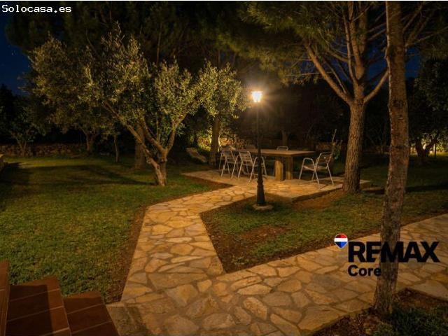 Casa Rural en venta con Licencia Turística en vigor – Finca con 2 viviendas, 6 dormitorios y piscina