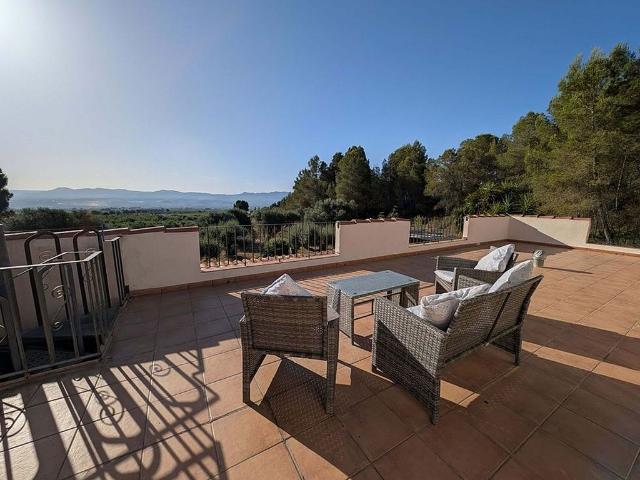 Casa rural en venta en Móra d´Ebre, de 157 m² 3 habitaciones por 235.000