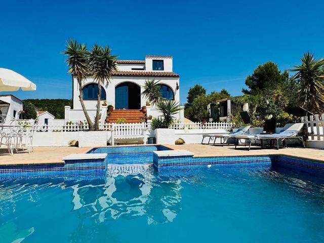 Casa rural en venta en Ametlla de Mar, l´, de 226 m² 8 habitaciones por 530.000