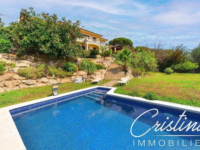 Casa rural en venta en Calonge, de 330 m² 5 habitaciones por 799.000