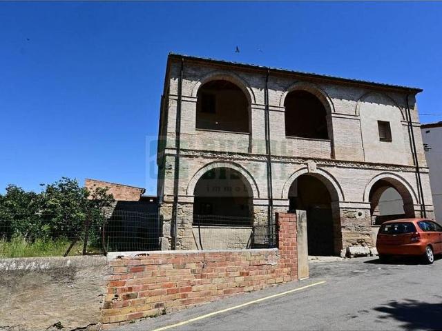Casa rural en venta en calle De la Creu, Pontós, de 332 m² 8 habitaciones por 430.000