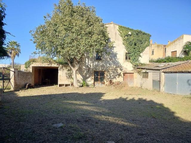 Casa rural en venta en calle De la Font, Serra de Daró, de 700 m² 5 habitaciones por 750.000