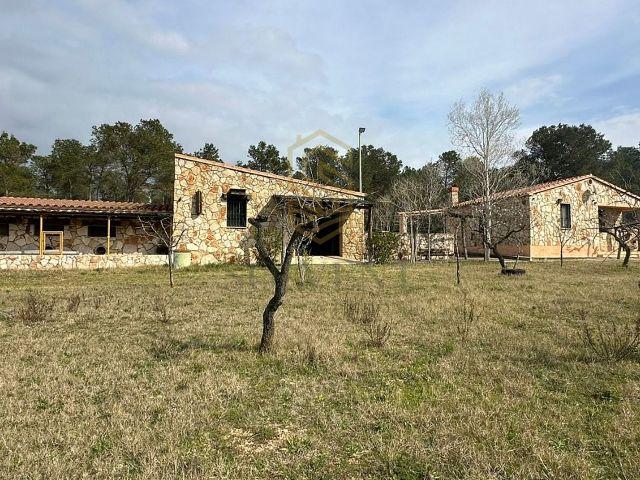 Casa rural en venta en calle El Burgà, Perelló, el Tar, de 120 m² 2 habitaciones por 245.000