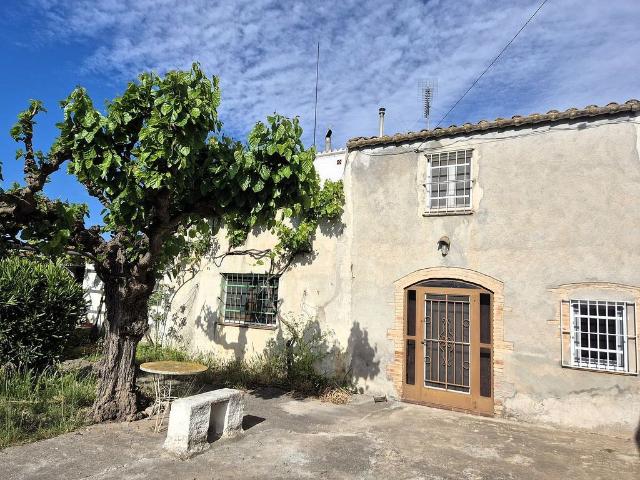 Casa rural en venta en Castellet i la Gornal, de 216 m² 4 habitaciones por 237.000