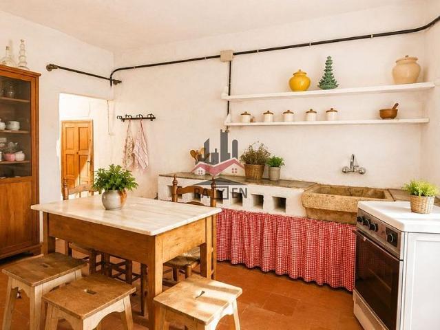 Casa rural en venta en Pontós, de 250 m² 5 habitaciones por 249.900