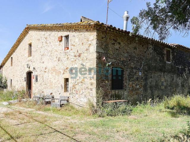 Casa rural en venta en Riudarenes, de 600 m² 6 habitaciones por 560.000