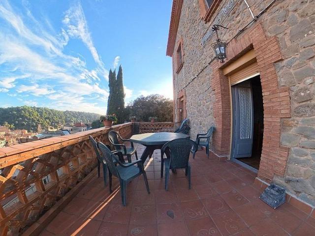 Casa rural en venta en Sant Llorenç Savall, de 560 m² 12 habitaciones por 690.000
