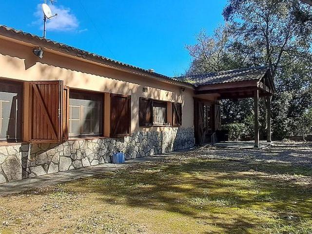 Chalet en venta en calle Llevant, Sant Pere de Vilamajor, de 136 m² 4 habitaciones por 420.000