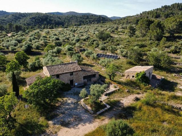 Casa rural en venta en Tivissa, de 215 m² 4 habitaciones por 395.000