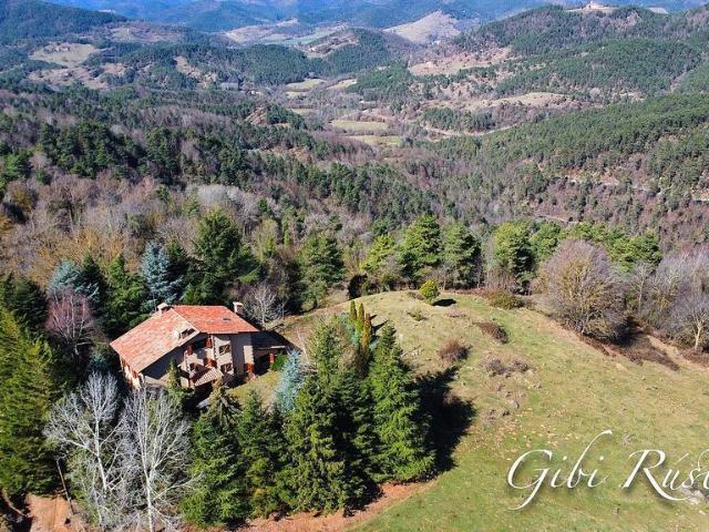 Casa rural en venta en Vallfogona de Ripollès, de 450 m² 4 habitaciones por 875.000