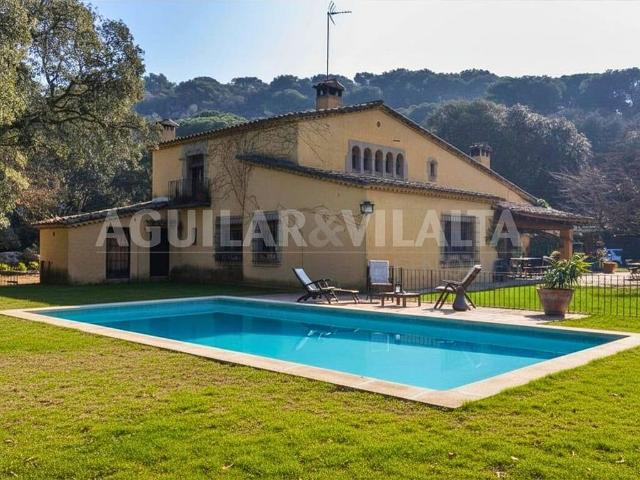 Masía en venta en Vilanova del Vallès, de 370 m² 6 habitaciones por 795.000
