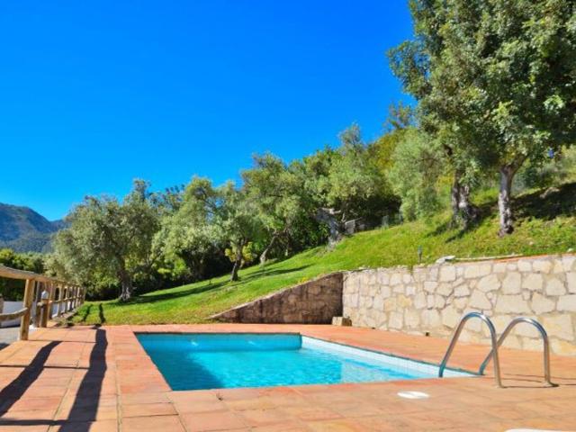 Casa Rural en Venta en Zahara de la Sierra Parque Natural. 0m² Zahara de la Sierra