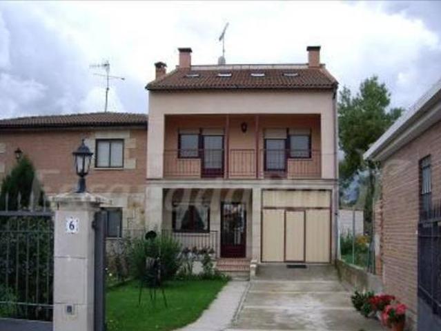 Casa rural Fuenteazul