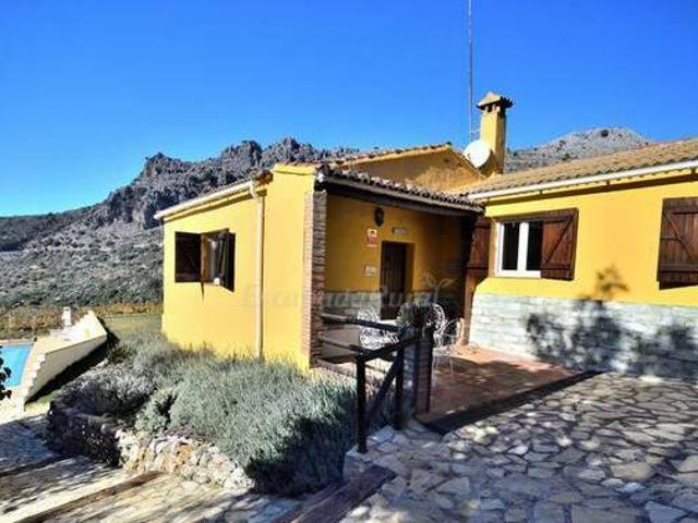 Casa Rural La Chacara Fuente de los Peces