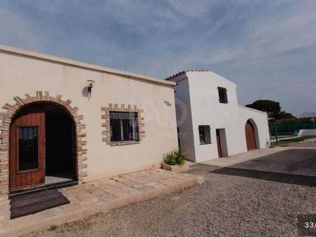 Casa rural 8 dormitorios 385 m2 411m² Reus