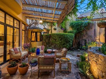 Casa ?rbol | Luz, dise?o y un Roof Terrace de Ensue?o en el Centro Hist?rico San Miguel de Allende