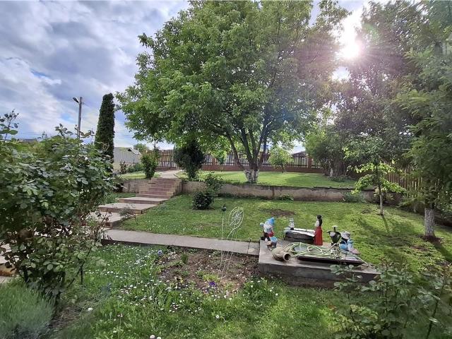 Casa Rediu S.u. 180 mp, Teren 1350 mp, Beci, Terasa acoperita