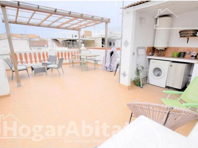 CASA REFORMADA A ESTRENAR CON DOS TERRAZAS EN EL PUERTO DE SAGUNTO