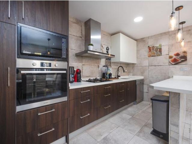 Casa Reformada de 3 dormitorios en el Corazón de Torrevieja + Garaje