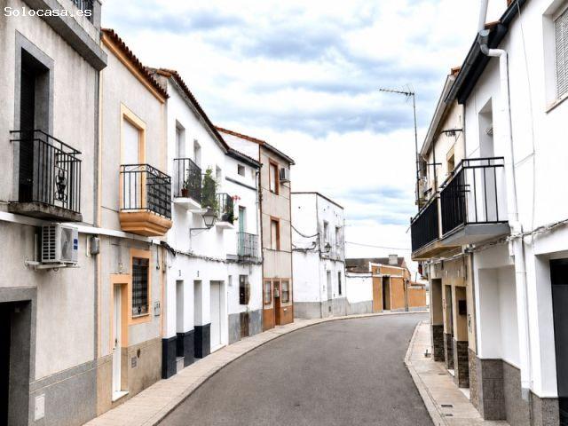 CASA REFORMADA EN VENTA EN ALBURQUERQUE